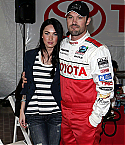 98526359_10.jpg
