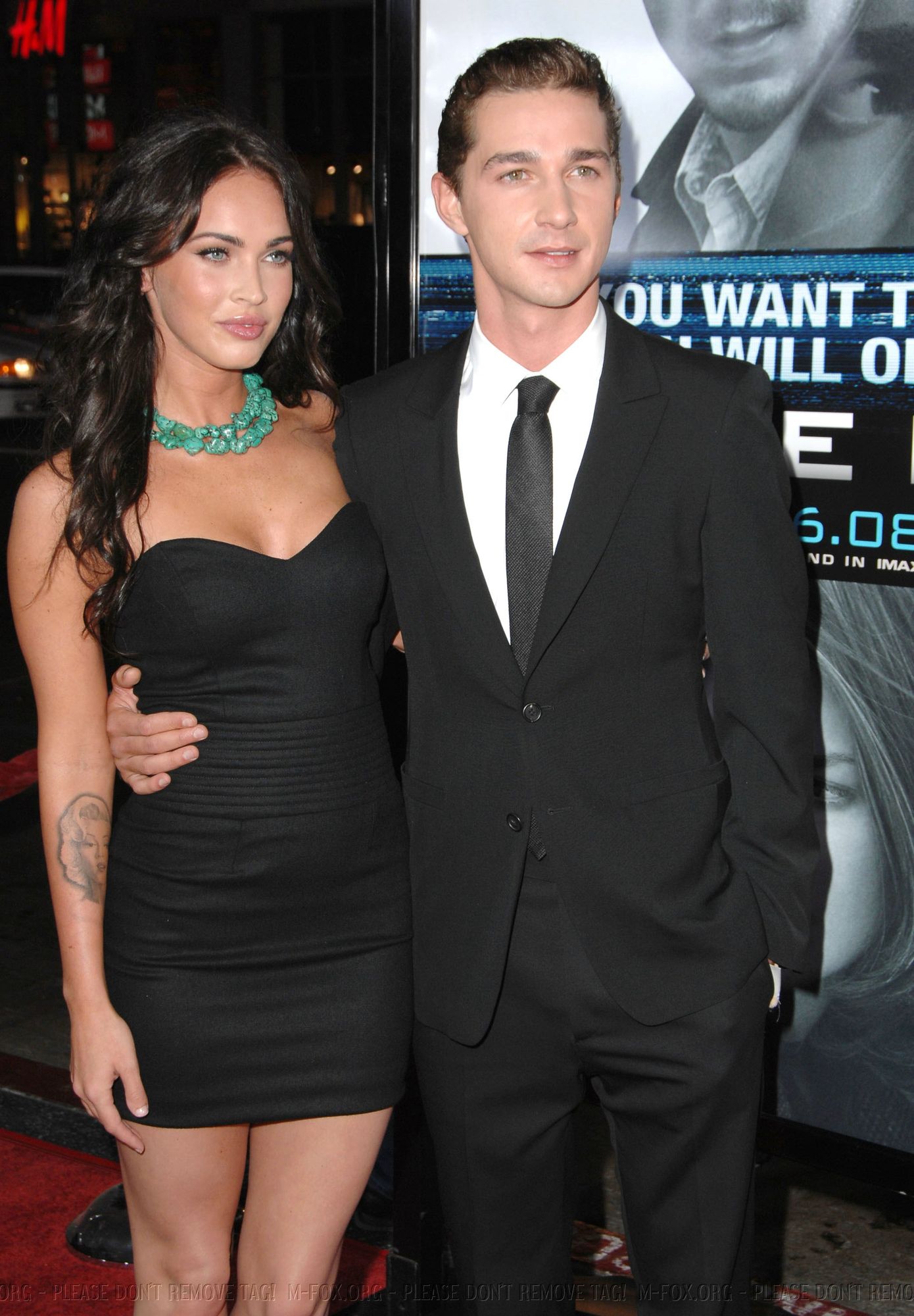 30934-meganfox-eagleeyelapremiere18-122-1105lo.jpg