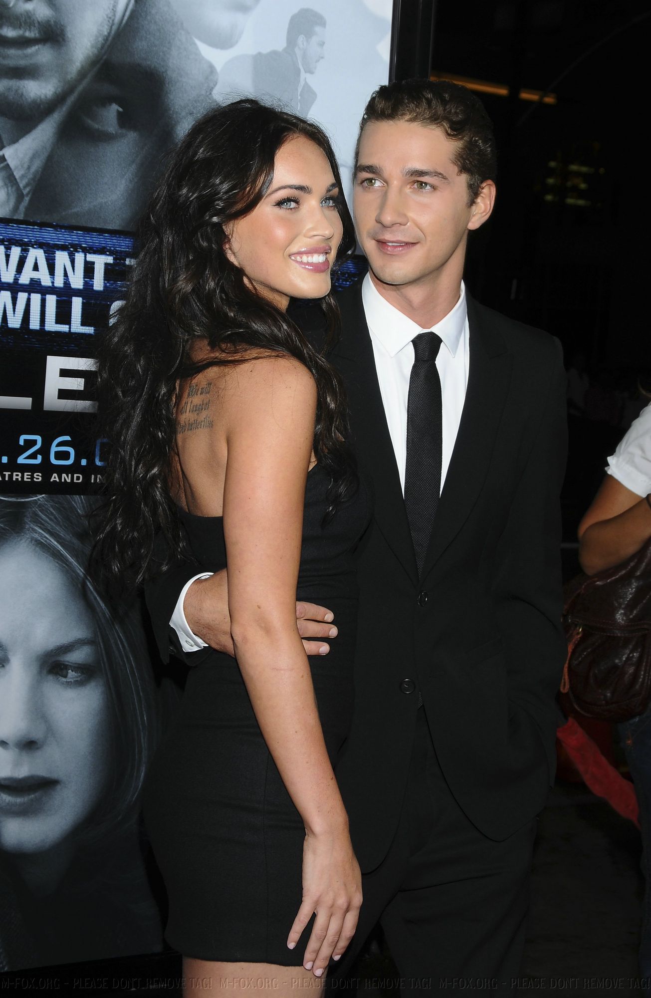 67329-meganfox-eagleeyelapremiere191-122-1171lo.jpg 67329-meganfox-eagleeyelapremiere191-122-1171lo.jpg