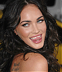 31050-meganfox-eagleeyelapremiere29-122-579lo.jpg