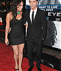 31077-meganfox-eagleeyelapremiere39-122-888lo.jpg
