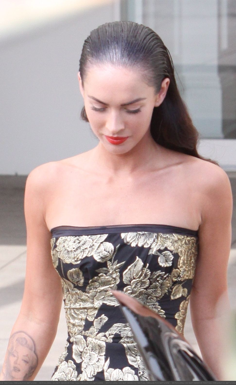 55487-megan-fox-on-her-way-to-the-2009-mtv-movie-a.jpg 55487-megan-fox-on-her-way-to-the-2009-mtv-movie-a.jpg