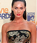 37664-megan-fox-2009-mtv-movie-awards-in-universal.jpg