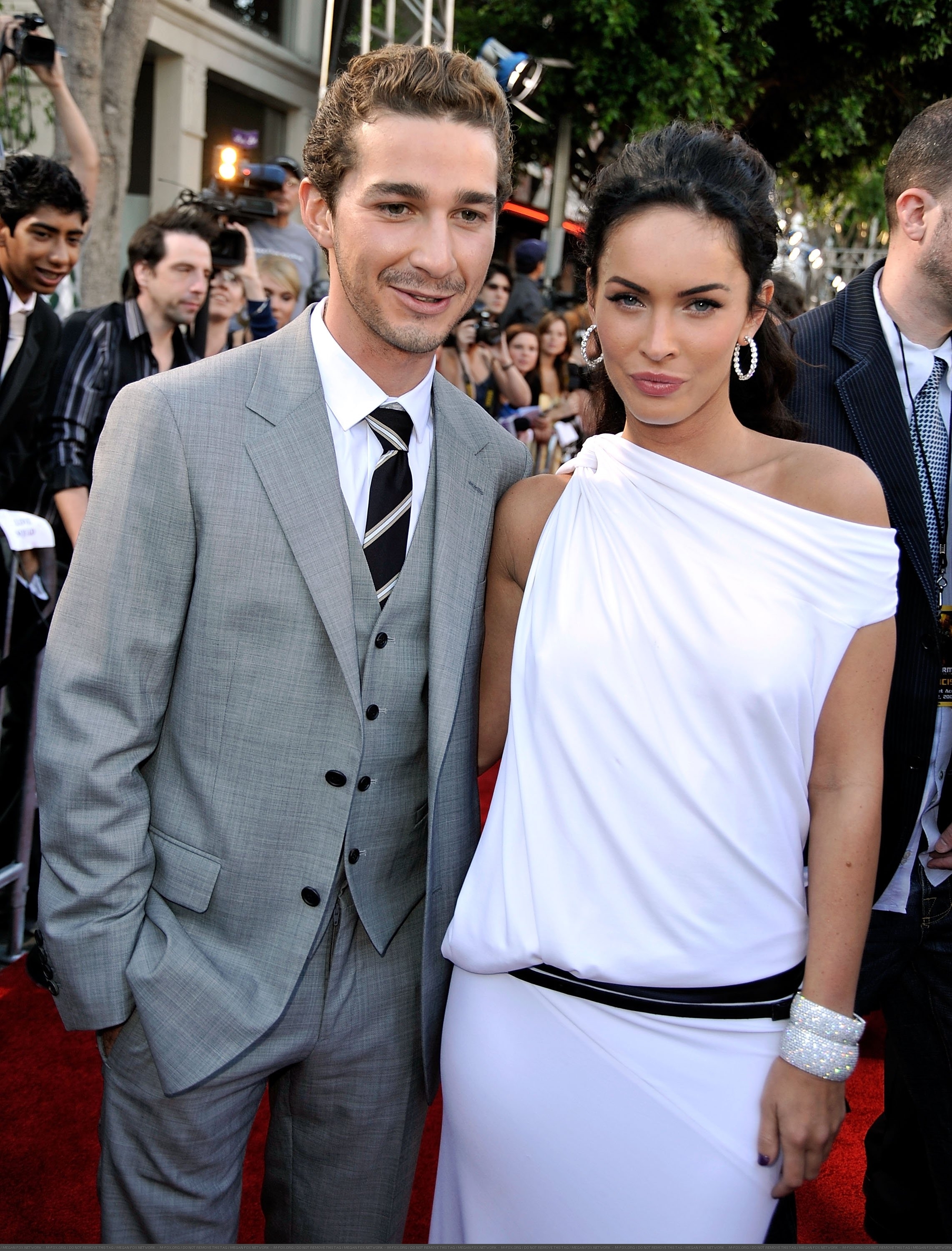 36834_Celebutopia-Megan_Fox-Transformers_Revenge_Of_The_Fallen_premiere_in_Los_Angeles-13_122_526lo.jpg 36834_Celebutopia-Megan_Fox-Transformers_Revenge_Of_The_Fallen_premiere_in_Los_Angeles-13_122_526lo.jpg