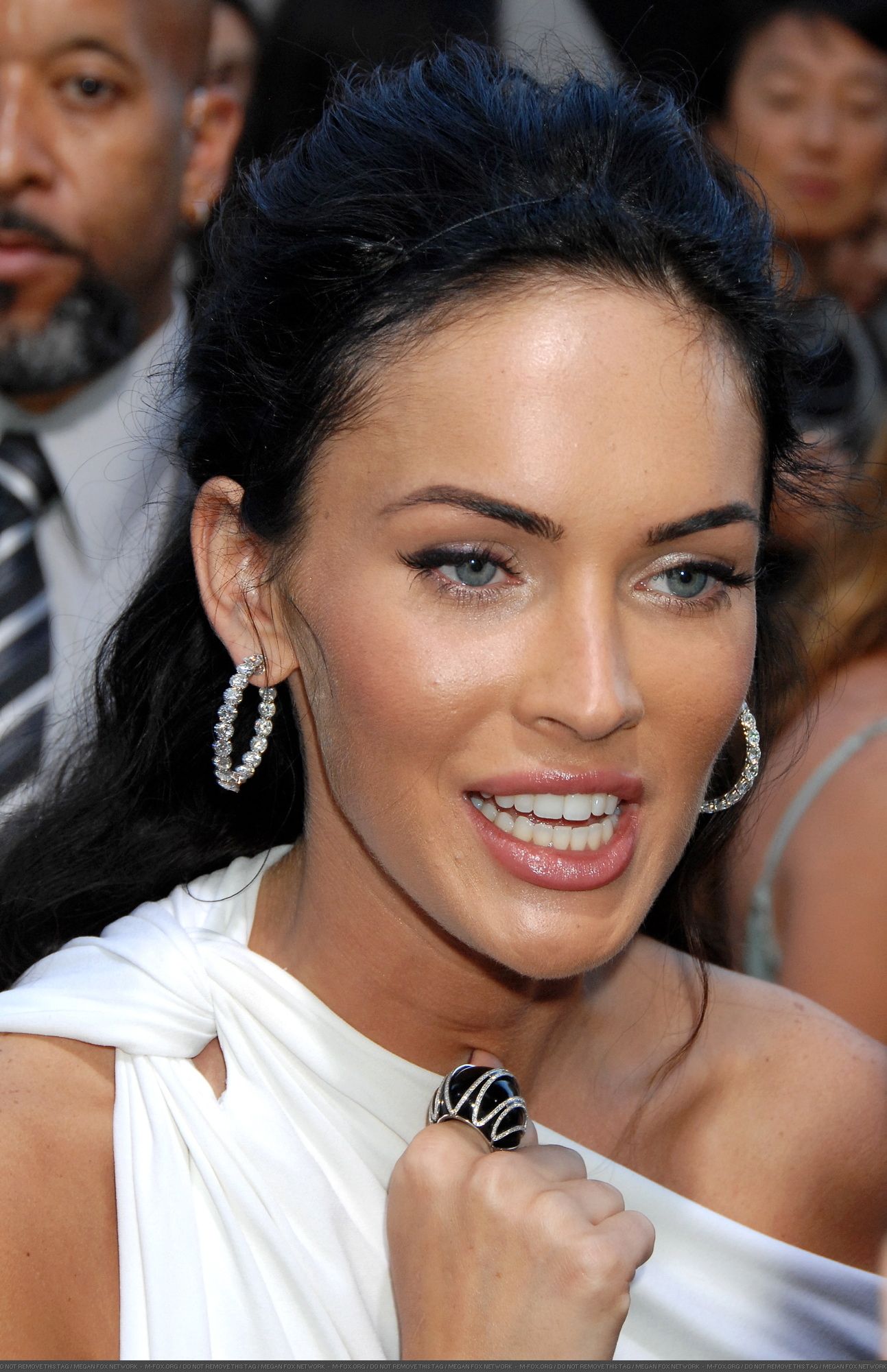 44262-megan-fox-2009-06-22-los-angeles-premiere-of.jpg 44262-megan-fox-2009-06-22-los-angeles-premiere-of.jpg
