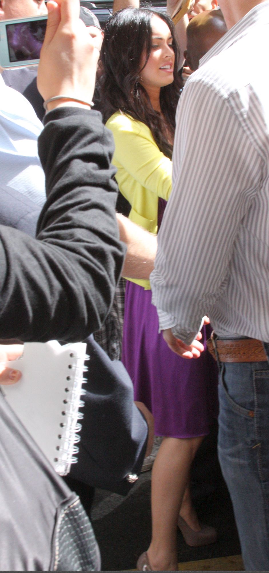 87052-megan-fox-arriving-at-live-with-regis-and-ke.jpg 87052-megan-fox-arriving-at-live-with-regis-and-ke.jpg
