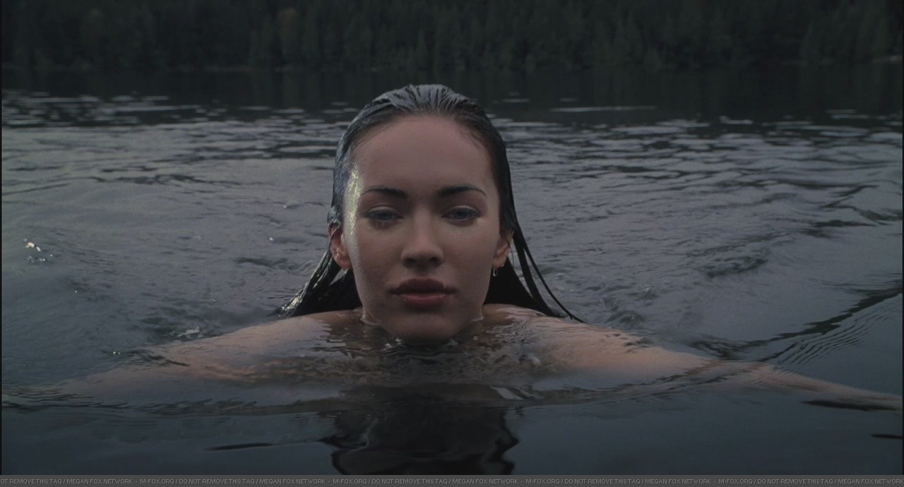JennifersBody0046.jpg