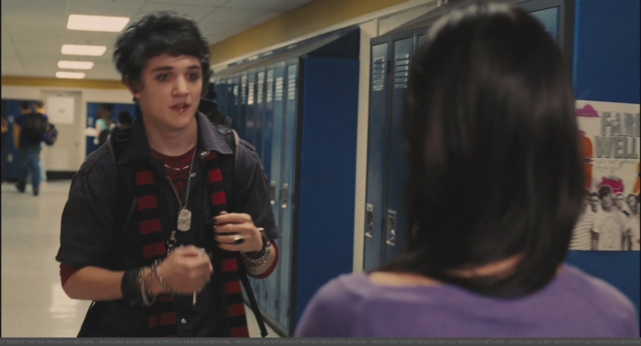 JennifersBody0084.jpg