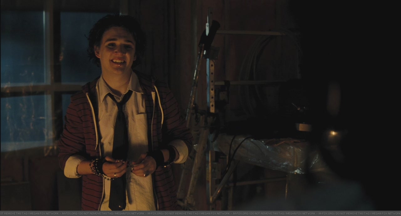 JennifersBody0106.jpg