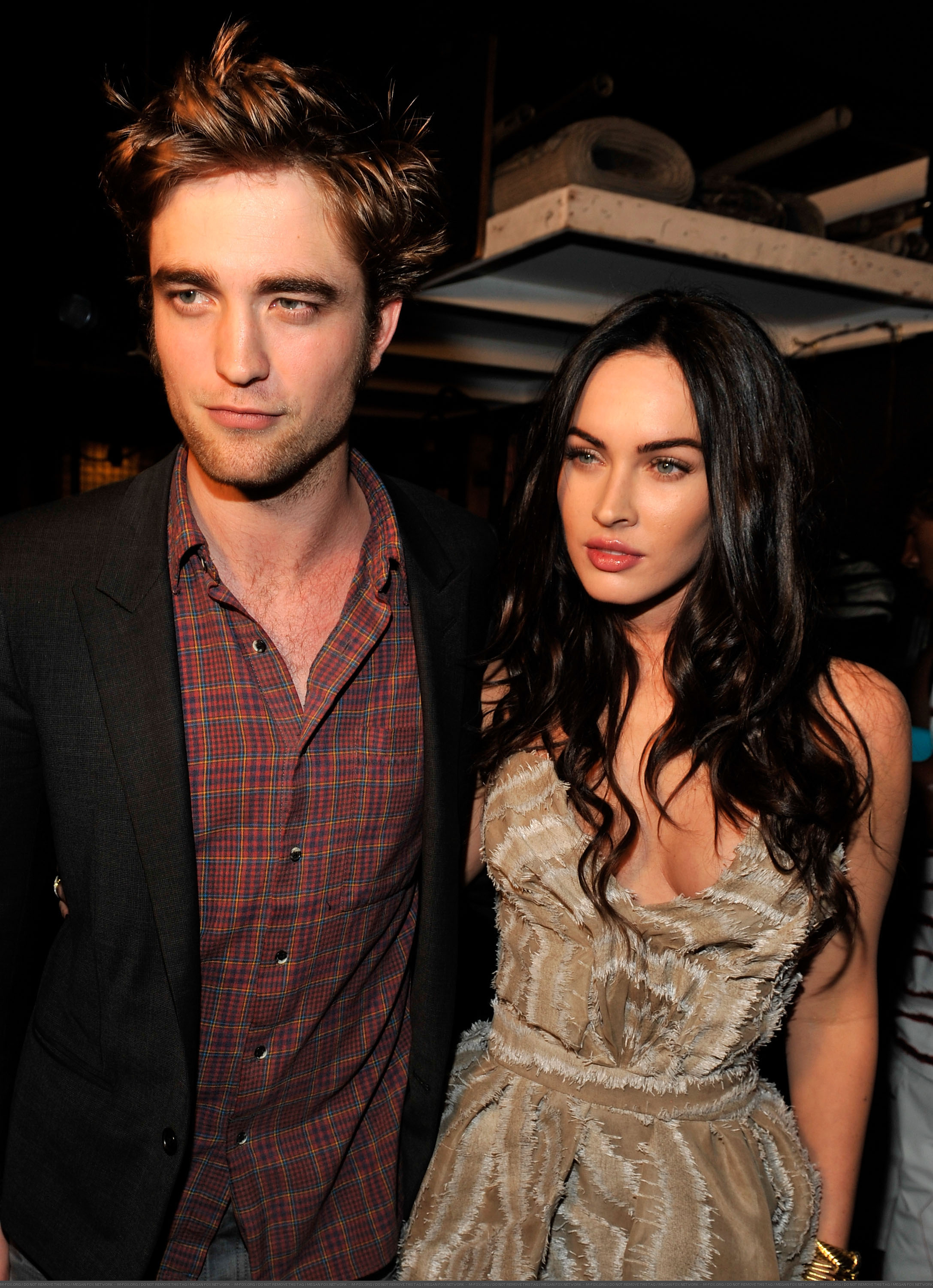 93032_Preppie_-_Megan_Fox_-_2009_Teen_Choice_Awards_-_August_9_2009_5532_122_122lo.jpg 93032_Preppie_-_Megan_Fox_-_2009_Teen_Choice_Awards_-_August_9_2009_5532_122_122lo.jpg