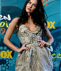 89629_Preppie_-_Megan_Fox_-_2009_Teen_Choice_Awards_-_August_9_2009_8189_122_335lo.jpg