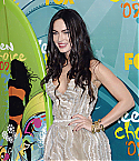 61993_Preppie_-_Megan_Fox_at_the_2009_Teen_Choice_Awards_6290_122_79lo.jpg