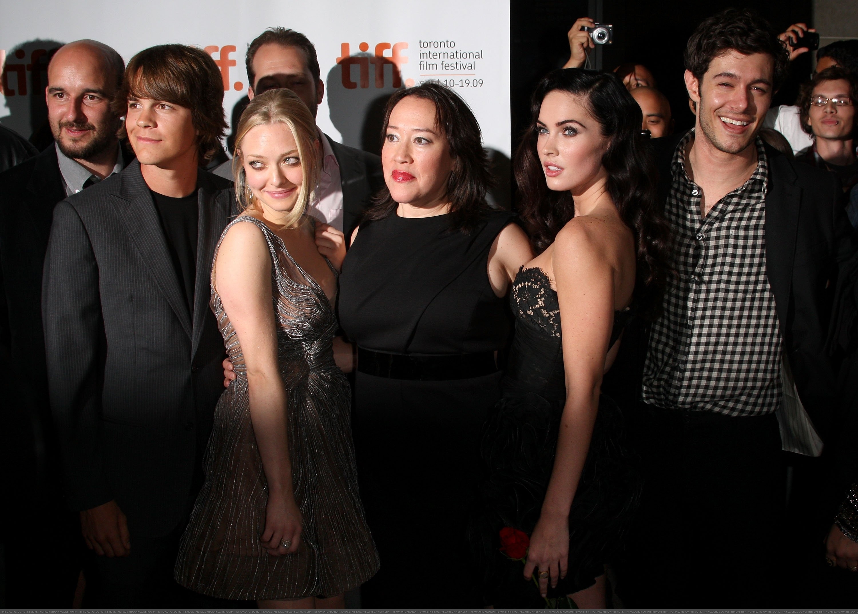 69003_Celebutopia-Megan_Fox-Jennifer9s_Body_Premiere_during_2009_Toronto_International_Film_Festival-07_122_1100lo.jpg 69003_Celebutopia-Megan_Fox-Jennifer9s_Body_Premiere_during_2009_Toronto_International_Film_Festival-07_122_1100lo.jpg