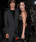 71100_Celebutopia-Megan_Fox-Jennifer9s_Body_Premiere_during_2009_Toronto_International_Film_Festival-50_122_397lo.jpg