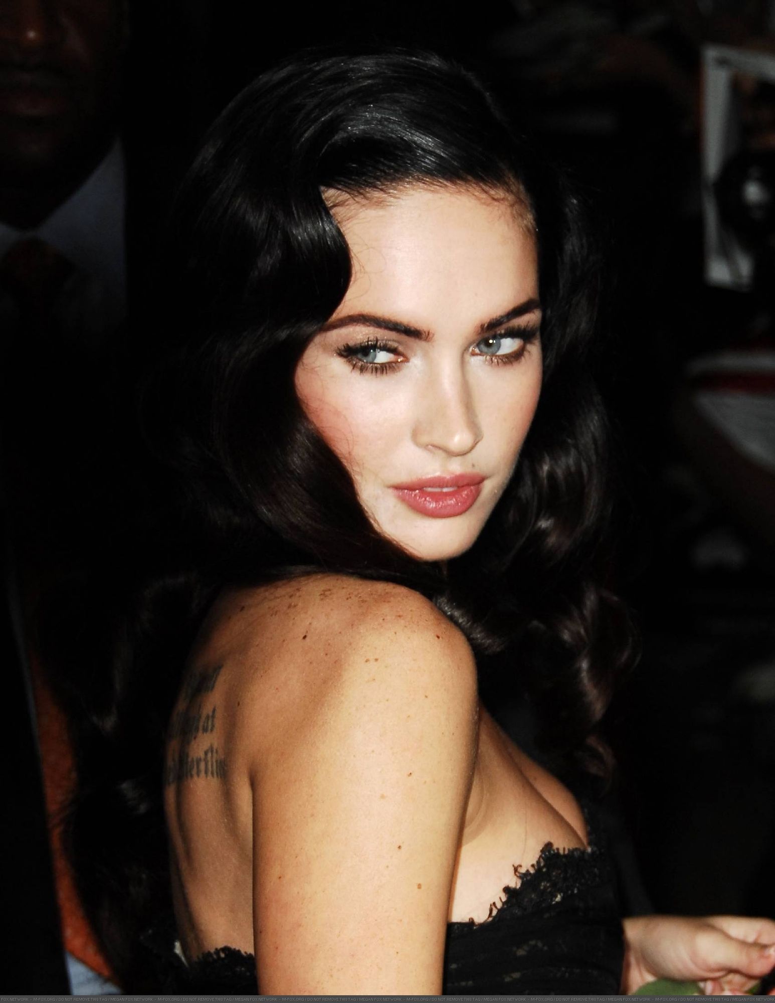 megan_fox_1_tikipeter_celebritycity_015.jpg