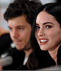 Filename=15536_Megan_Fox_4281Jennifer80s_Body5484_Press_Conference_34th_Toronto_International_Film_Festival09_123_161lo.jpg
Filesize=287KiB
Dimensions=2000x1399
Date added=Sep 12, 2009 15536_Megan_Fox_4281Jennifer80s_Body5484_Press_Conference_34th_Toronto_International_Film_Festival09_123_161lo.jpg