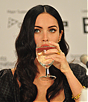 Filename=24788_celebrity-paradise_com-The_Elder-Megan_Fox_2009-09-10_-_news_conference_for_Jennifer11s_Body_8202_122_91lo.jpg
Filesize=206KiB
Dimensions=1328x2000
Date added=Sep 12, 2009 24788_celebrity-paradise_com-The_Elder-Megan_Fox_2009-09-10_-_news_conference_for_Jennifer11s_Body_8202_122_91lo.jpg