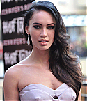 32994_Megan_Fox_attends_the_Jennifers_Body_Fan_Event_at_Hollywood_and_Highland_-_September_16_2009_2589__122_493lo.jpg