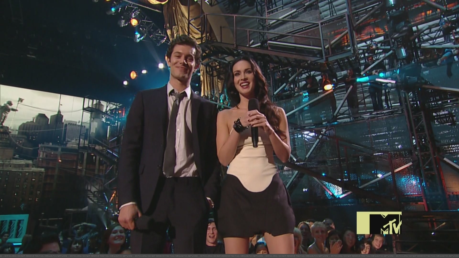 MTVVMA090018.jpg MTVVMA090018.jpg