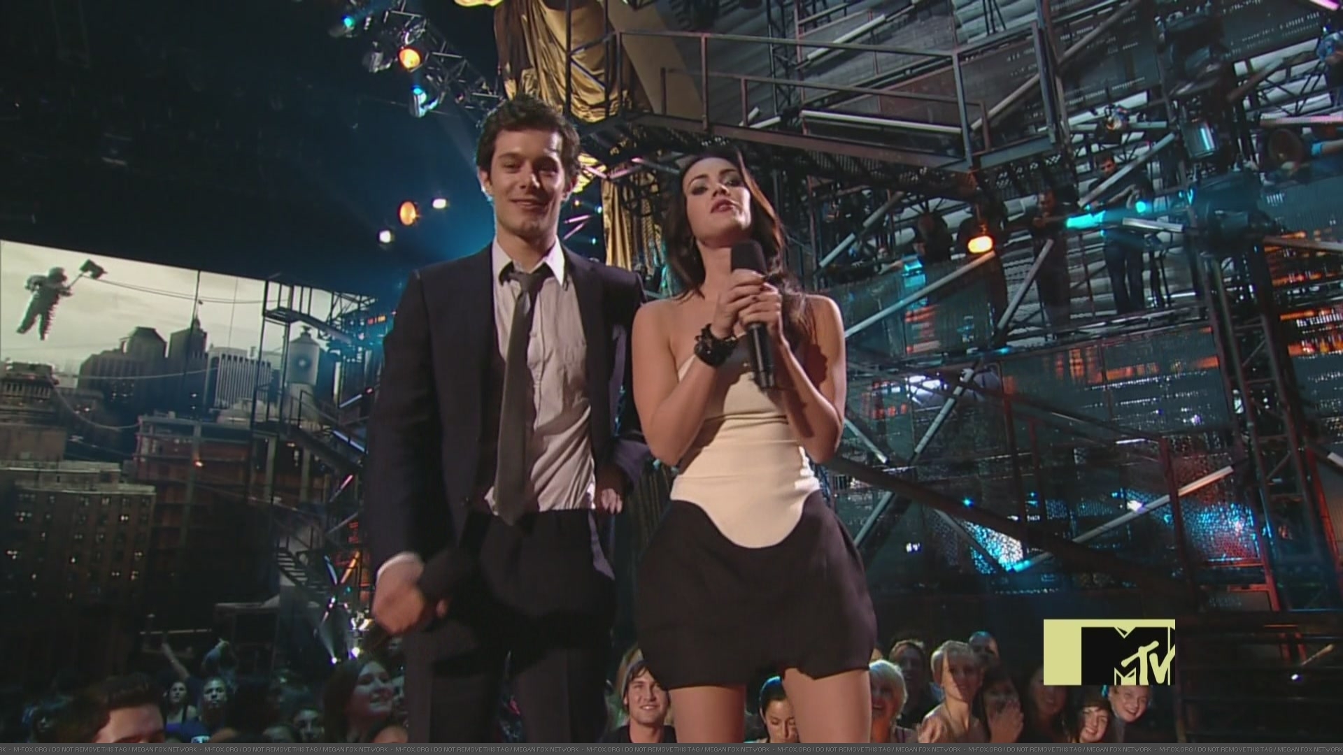 MTVVMA090026.jpg
