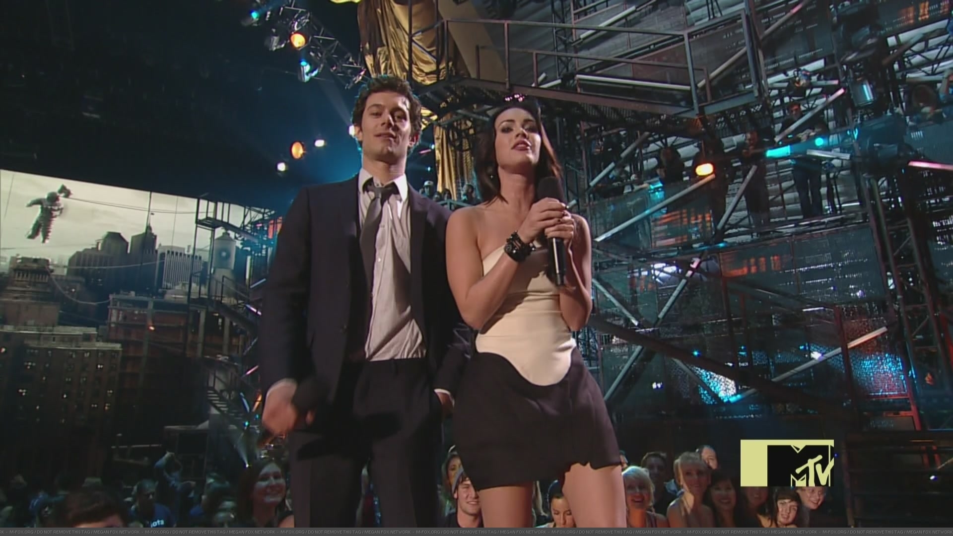 MTVVMA090027.jpg MTVVMA090027.jpg