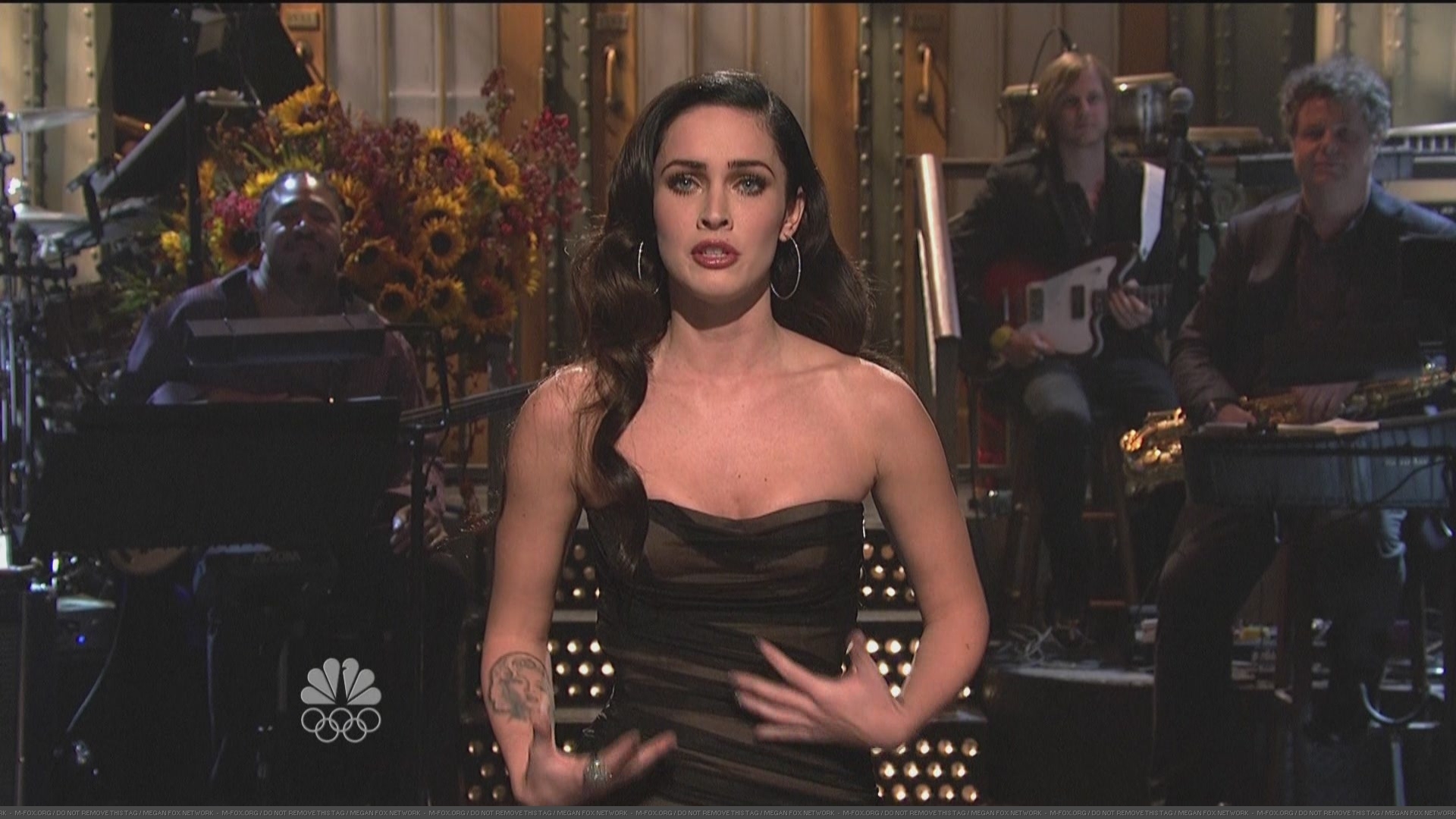 SNL10024.jpg SNL10024.jpg