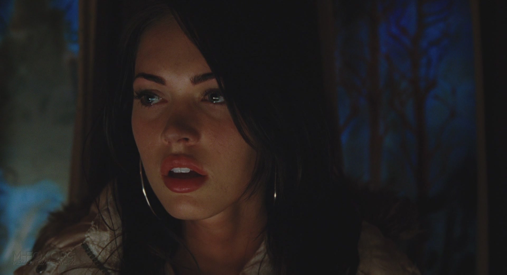 JennifersBody3075.jpg