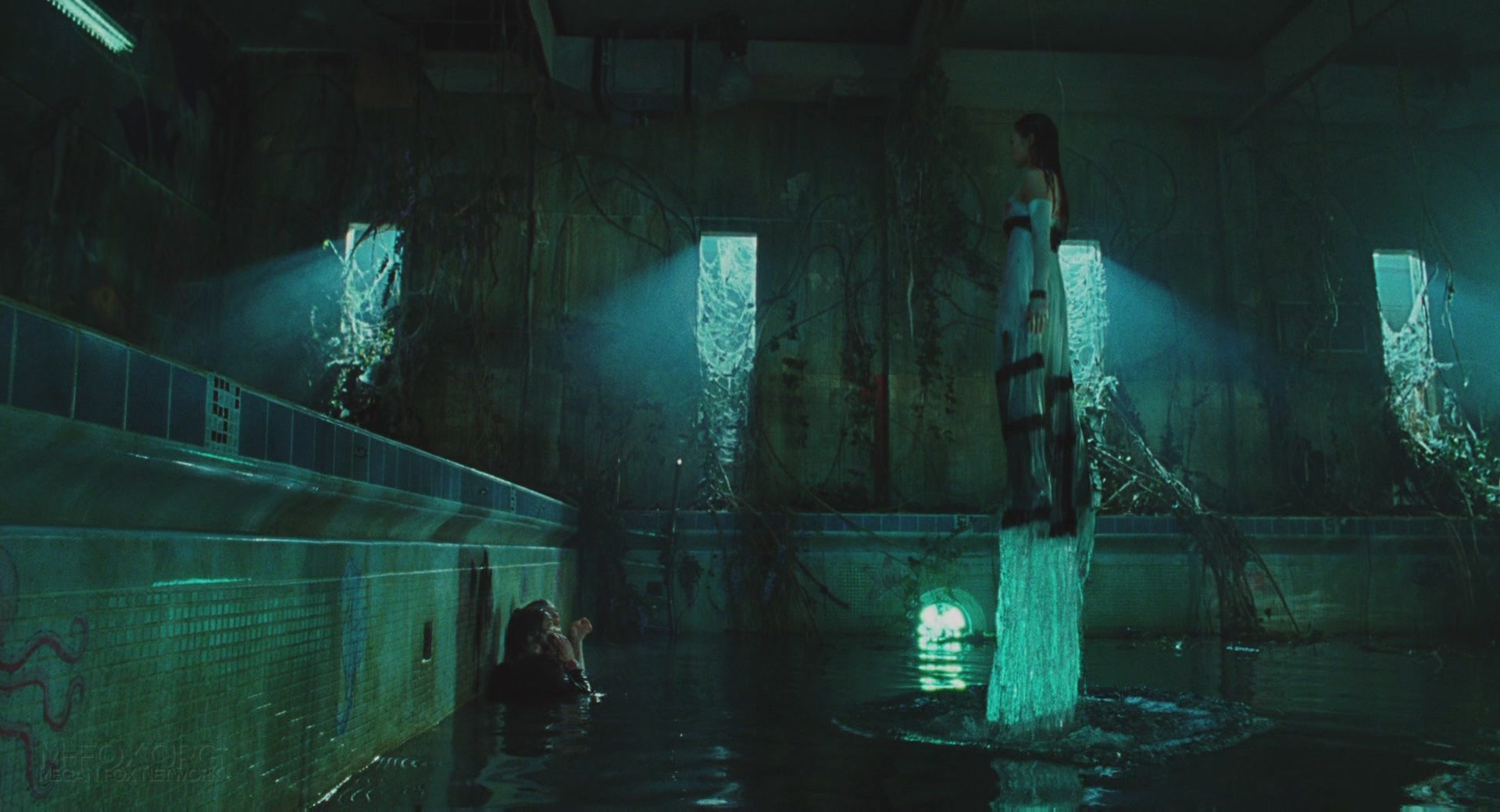 JennifersBody4406.jpg JennifersBody4406.jpg