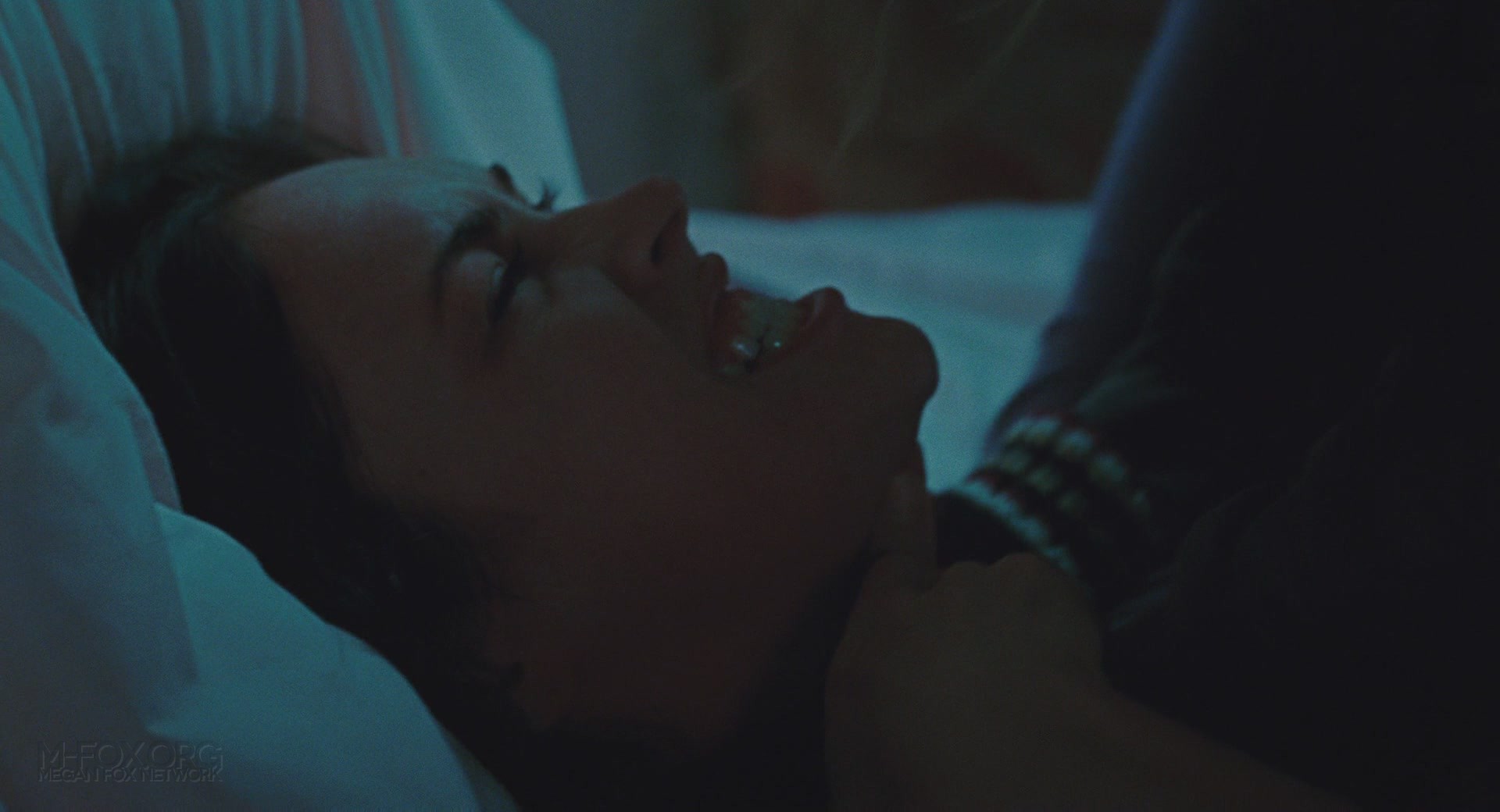 JennifersBody4707.jpg
